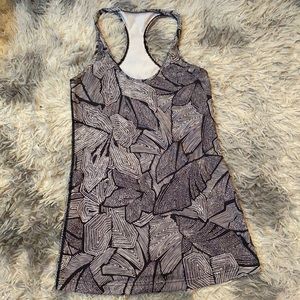 Lululemon tanktop